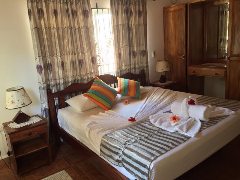 Acquario Guesthouse Anse Volbert Village  Ngoại thất bức ảnh