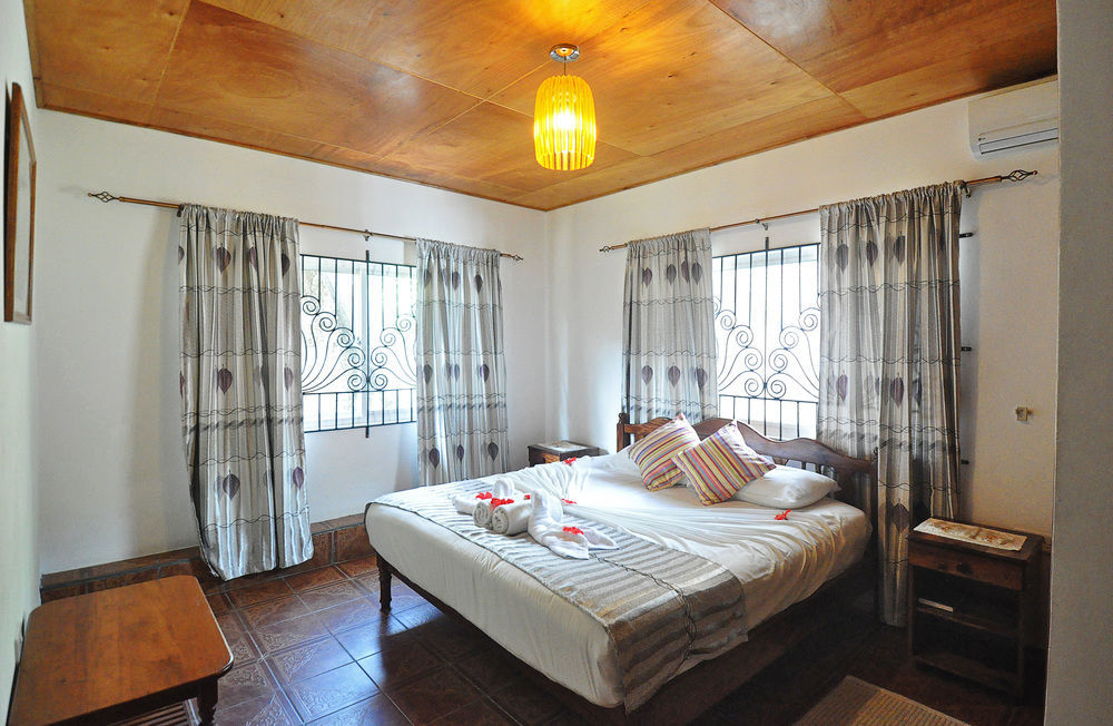 Acquario Guesthouse Anse Volbert Village  Ngoại thất bức ảnh