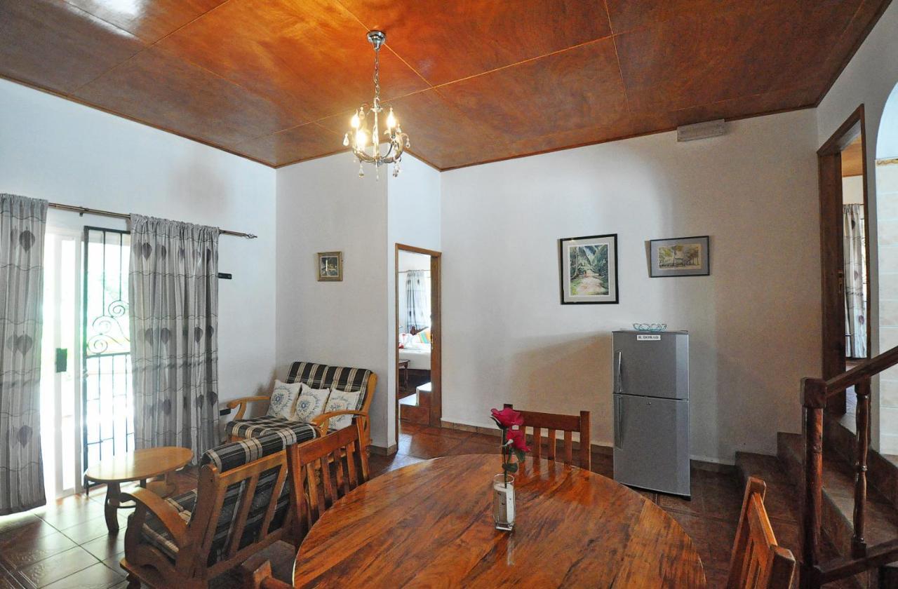 Acquario Guesthouse Anse Volbert Village  Ngoại thất bức ảnh