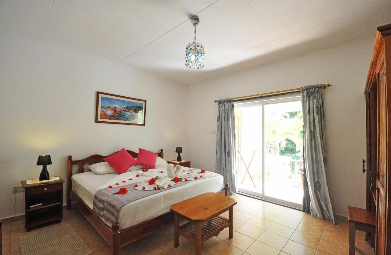 Acquario Guesthouse Anse Volbert Village  Ngoại thất bức ảnh